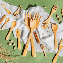 Load image into Gallery viewer, Bamboo hand Salad Servers
